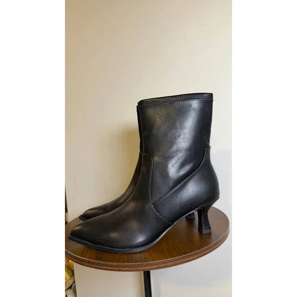 DV Dolce Vita Black Polyurethane Heeled Booties 9M New in Box MSRP $89 - Picture 10 of 14